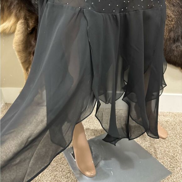 Black Chiffon V-back Sleeveless All Over Beaded Evening Dress/Party Dress - Picture 12 of 13